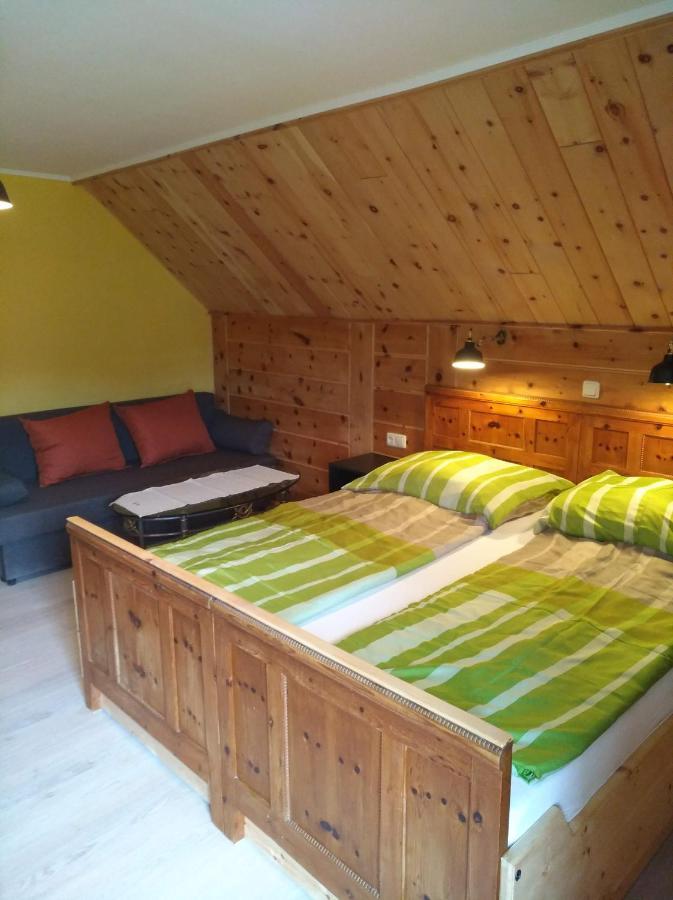 Landhaus Gritschacher Sankt Peter in Holz ภายนอก รูปภาพ